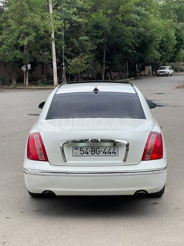 Kia Opirus-5