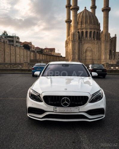 Mercedes C 300-1
