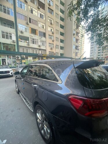 Kia Sorento-4