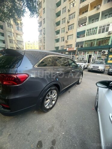 Kia Sorento-5