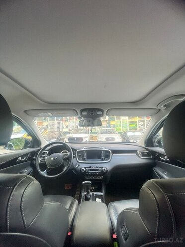 Kia Sorento-3