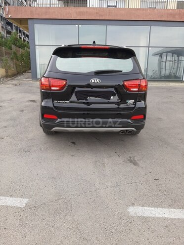 Kia Sorento-3