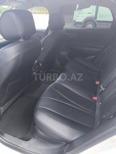 BYD Seal 05-15