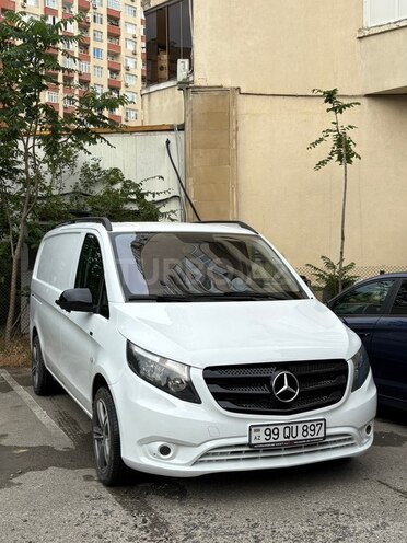 Mercedes Vito-1