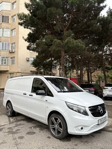 Mercedes Vito-3