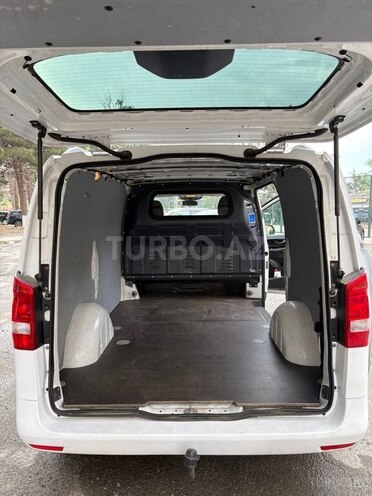 Mercedes Vito-12