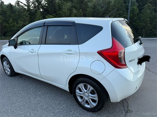 Nissan Note-2
