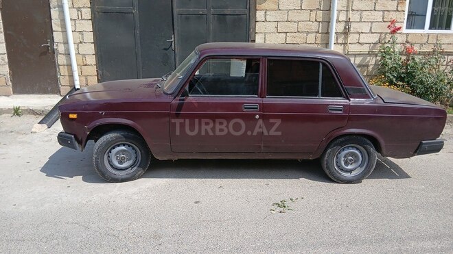LADA (VAZ) 2107-5