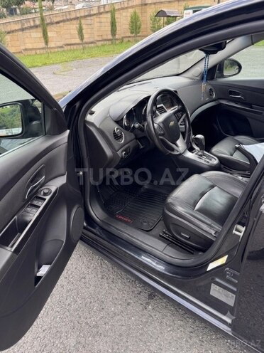Chevrolet Cruze-4