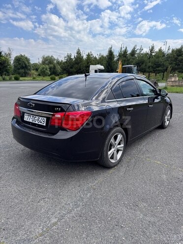 Chevrolet Cruze-5