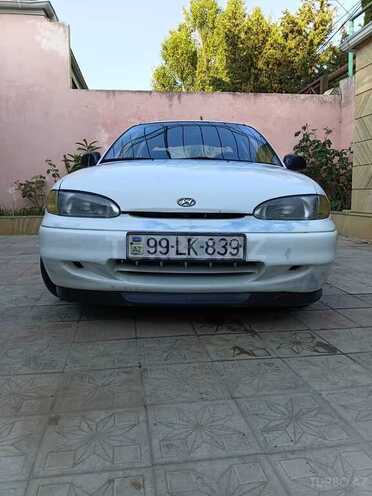 Hyundai Accent-3
