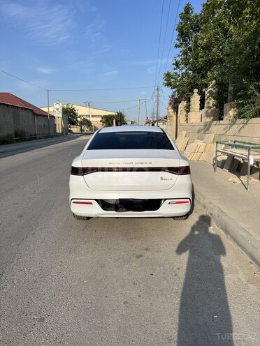 BYD Qin Plus-8