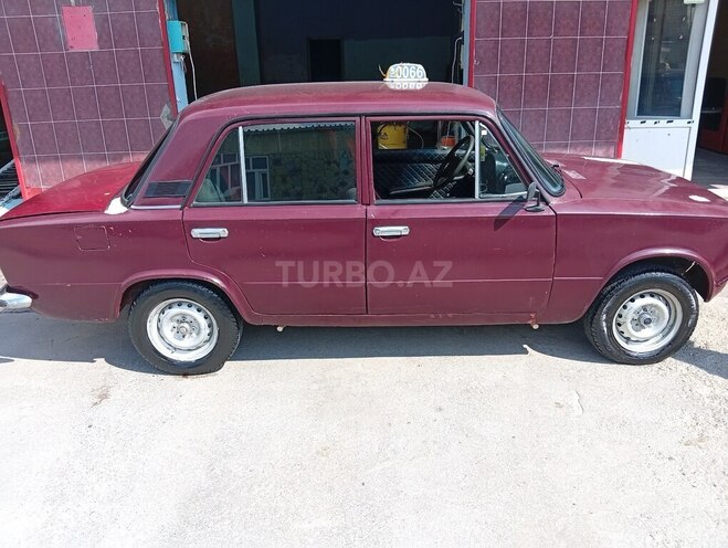 LADA (VAZ) 2101-2