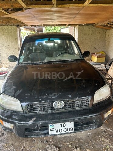 Toyota RAV4-1