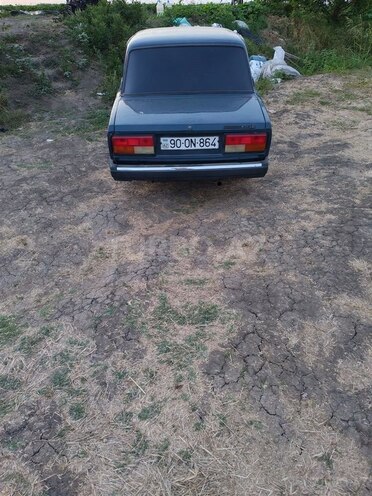 LADA (VAZ) 2107-2