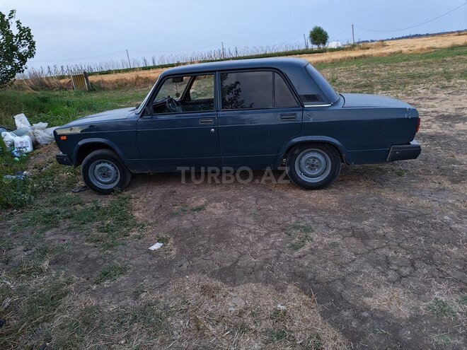 LADA (VAZ) 2107-3