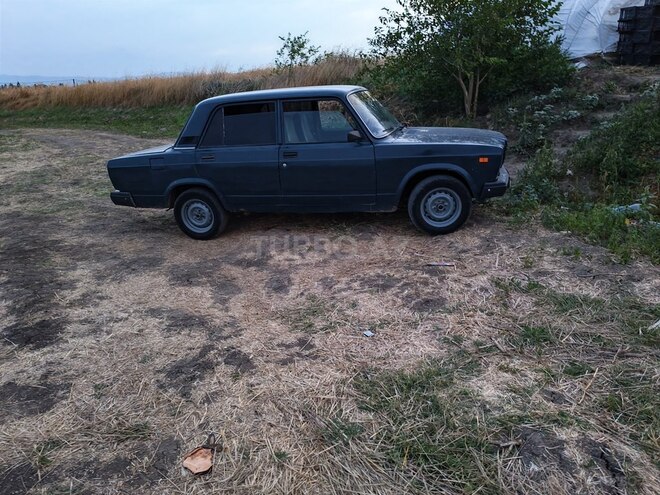 LADA (VAZ) 2107-4