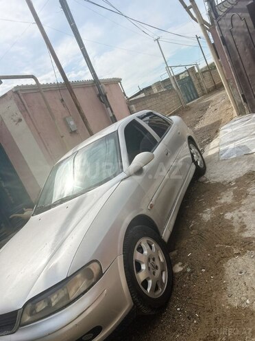 Opel Vectra-3