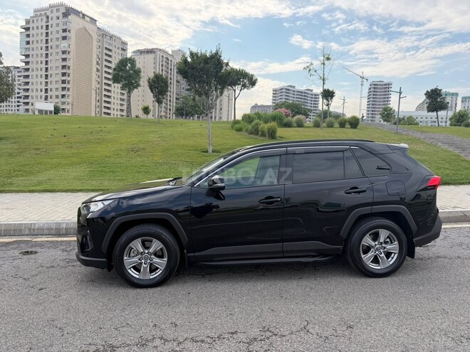 Toyota RAV4-3