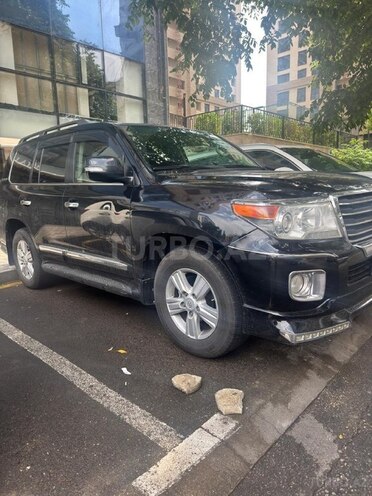 Toyota Land Cruiser-3
