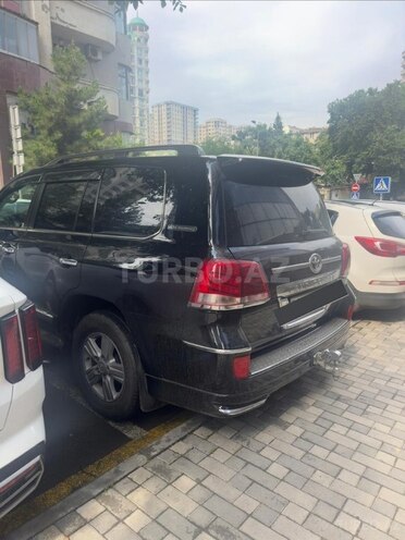 Toyota Land Cruiser-4