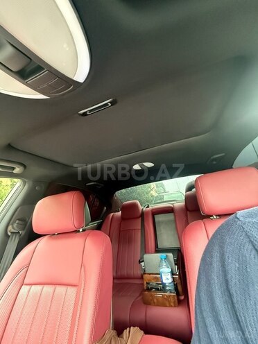 Hyundai Genesis-5