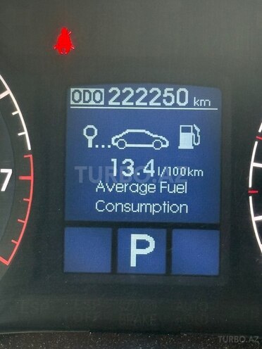 Hyundai Genesis-2