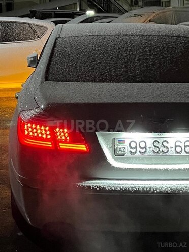 Hyundai Genesis-12