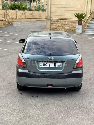 Kia Rio-4