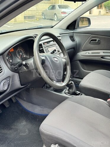 Kia Rio-6