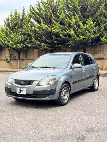 Kia Rio-2