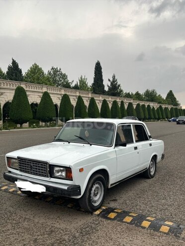 LADA (VAZ) 2107-1