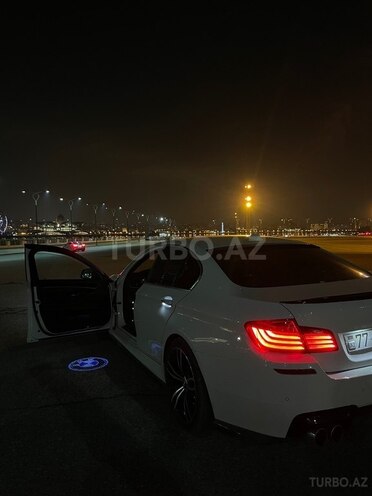 BMW 520d-11