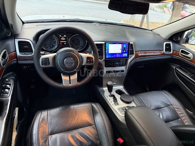 Jeep Grand Cherokee-8
