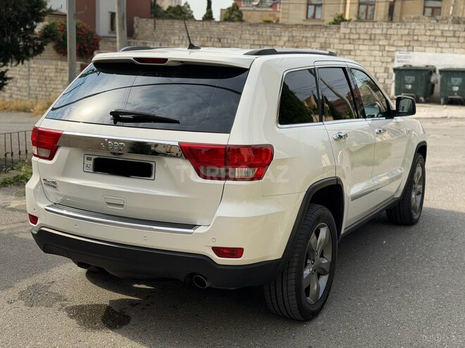 Jeep Grand Cherokee-5