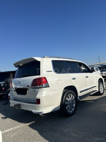 Toyota Land Cruiser-2