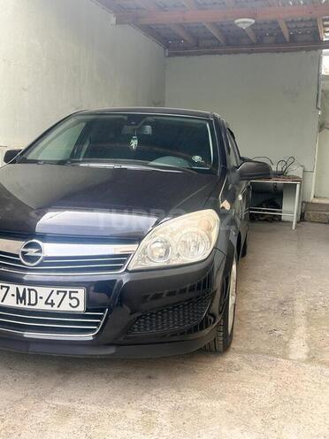 Opel Astra-3