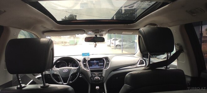 Hyundai Santa Fe-12