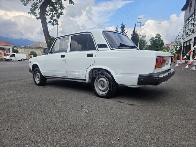 LADA (VAZ) 2107-3