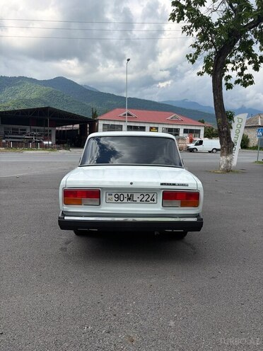 LADA (VAZ) 2107-8