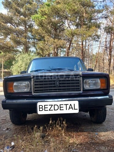 LADA (VAZ) 2107-1