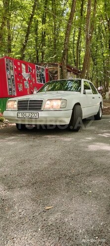 Mercedes E 220-8