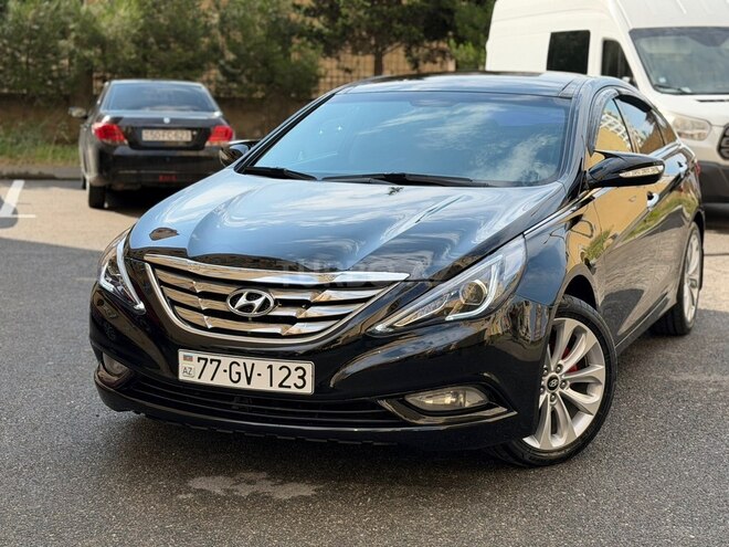Hyundai Sonata-2