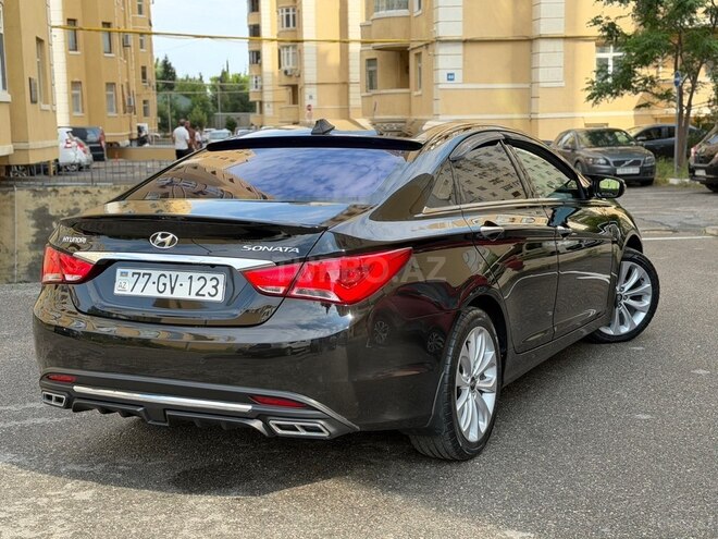 Hyundai Sonata-8