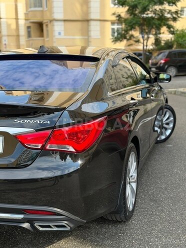 Hyundai Sonata-6