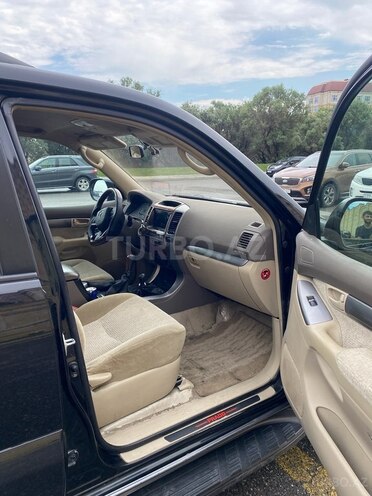 Toyota Land Cruiser Prado-7