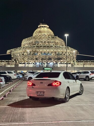 Infiniti G37-10