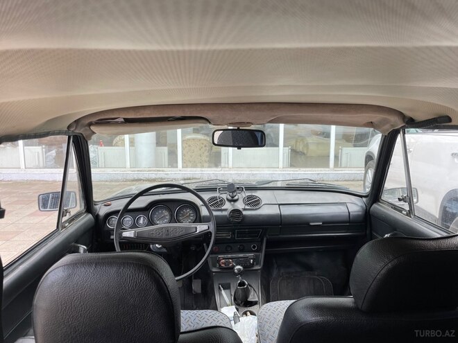 LADA (VAZ) 2106-5
