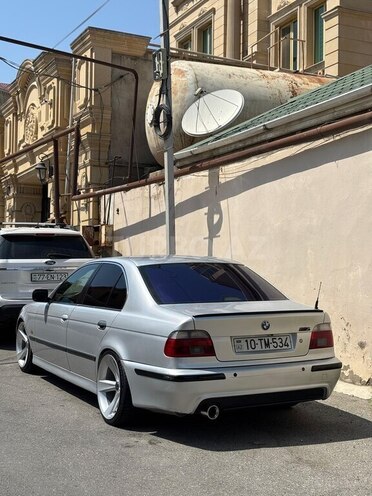 BMW 325-7