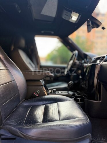 Land Rover Discovery-4